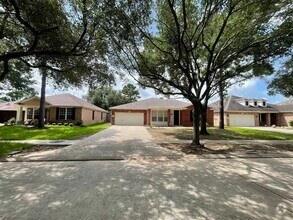 Building Photo - 16735 Sonoma Del Norte Dr