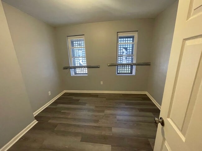 Building Photo - Anika Homes 2 Bedroom