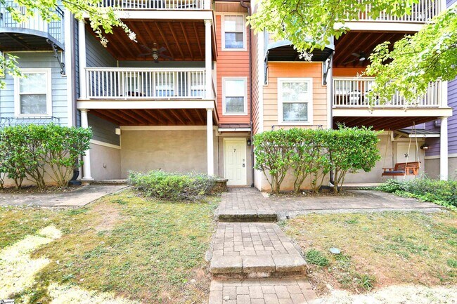 Foto del edificio - 7 Hamilton Ave