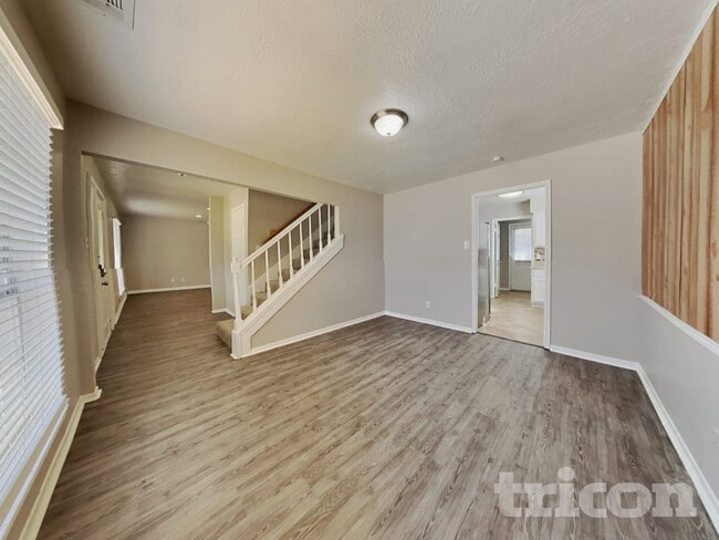 Foto del edificio - 22731 River Birch Dr
