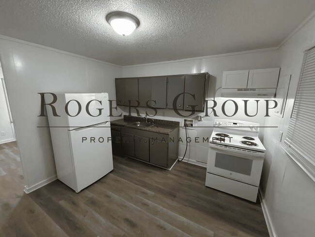 Foto del edificio - #450 - 543-545 Horner St Duplex