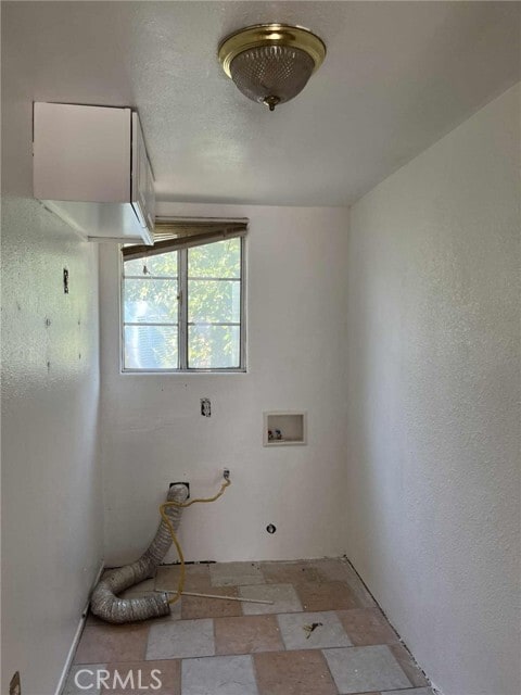 Foto del edificio - 9154 Laurel Ave