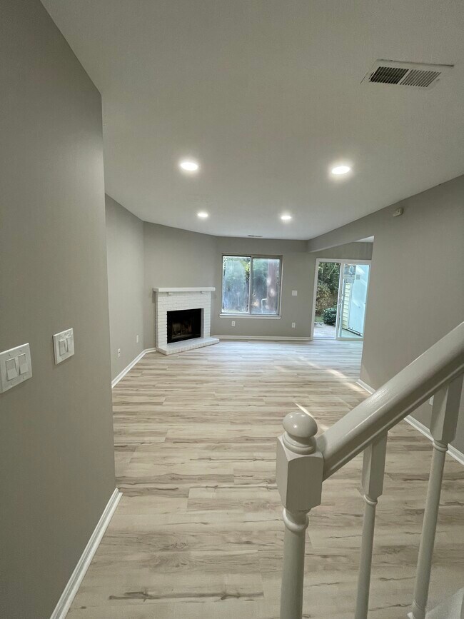 Foto del edificio - 22257 River Walk Rd