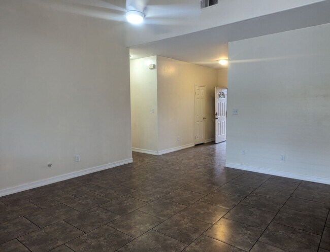 Building Photo - 5220 San Martin Dr. - House