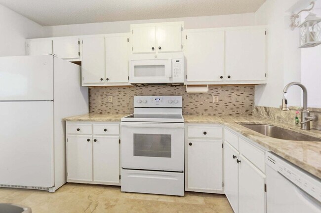 Foto del edificio - 1161 Shadow Lake Cir