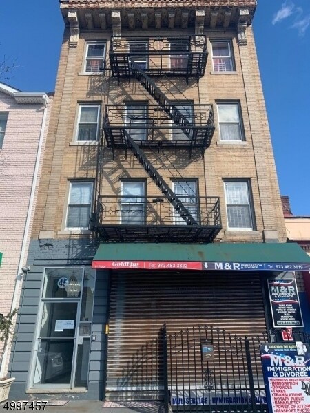 45 Bloomfield Ave Unit 6
