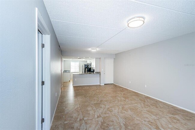 Foto del edificio - 101 Cypress Ct