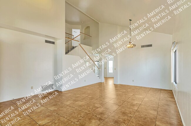 Building Photo - $345 off - move in by Oct. 10 or earlier!!