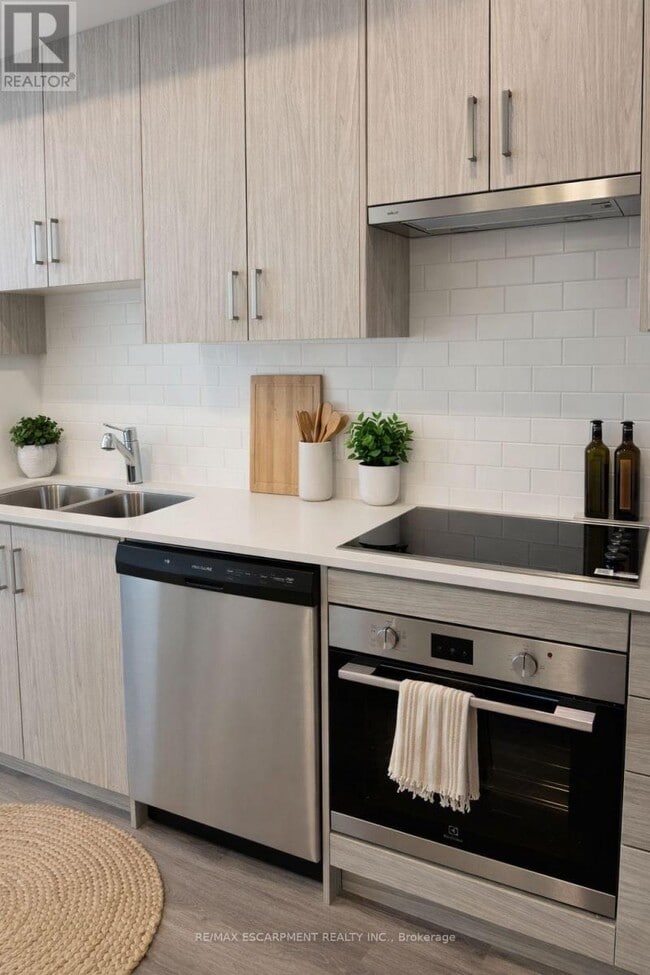 Photo du bâtiment - 461 Green Rd