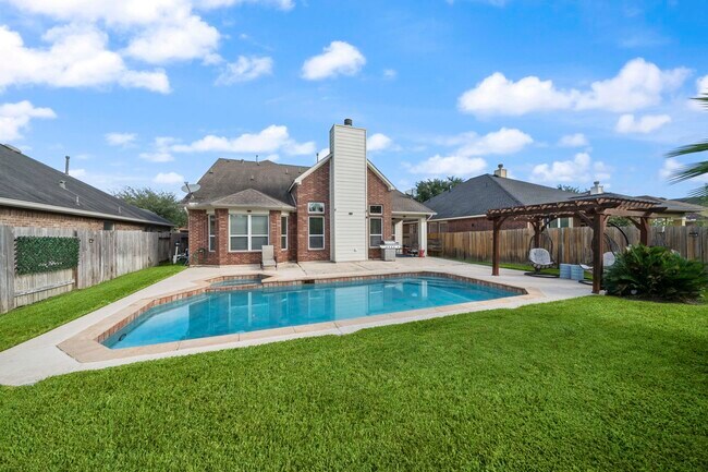 Foto del edificio - 9431 Thurber Ridge Dr