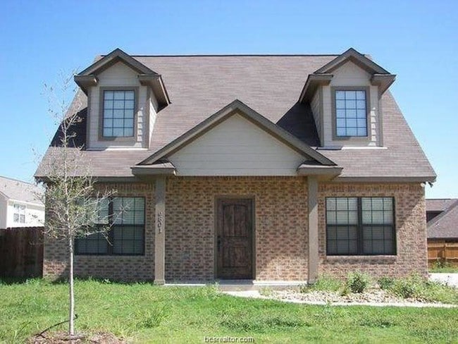 Building Photo - 6801 Appomattox Dr