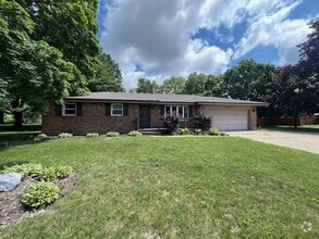 Building Photo - 6672 Belvidere Rd