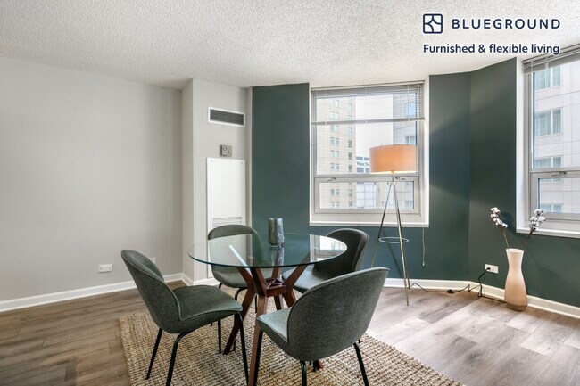 Foto del edificio - 750 N Rush St