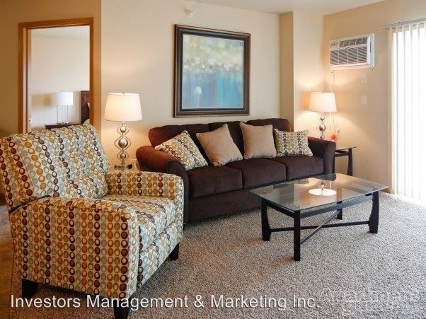Foto principal - 2213 33rd St NW