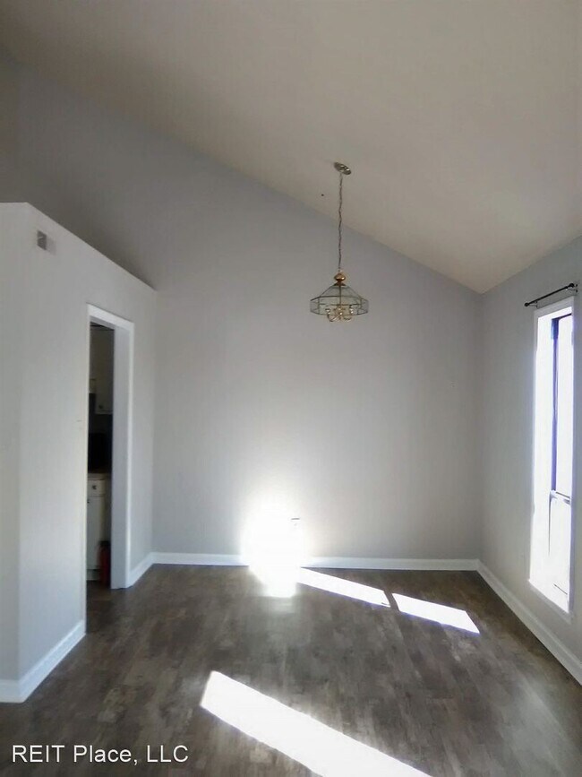 Foto del edificio - 4409 Louisburg Rd