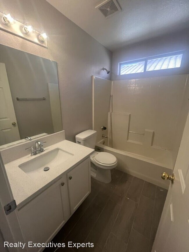 Foto del edificio - 3 br, 2.5 bath House - 922 Drumgooley Ct