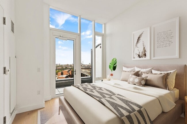 Foto del edificio - 100 Lovejoy Pl
