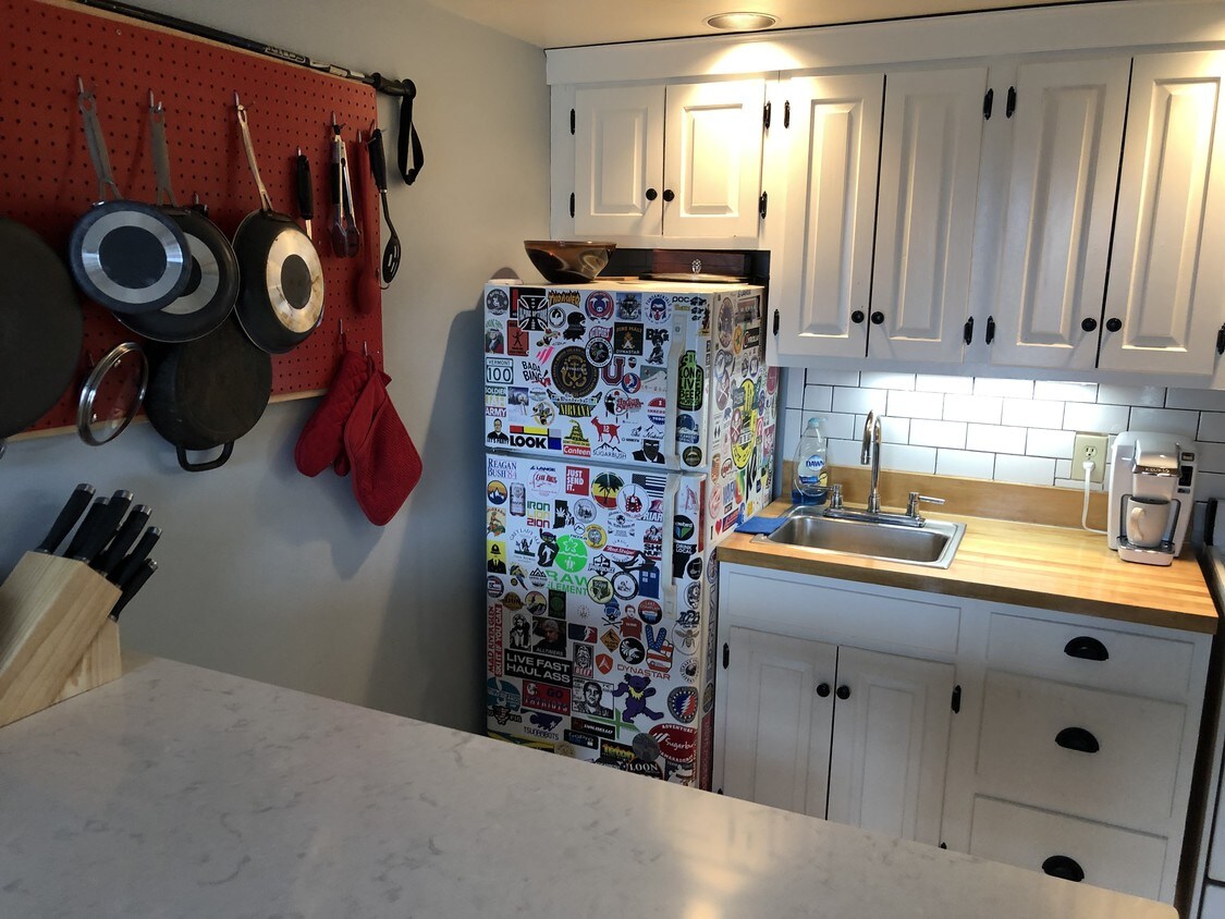 67 Mountainside Dr Unit 202, Warren, VT 05674 Condo for Rent in