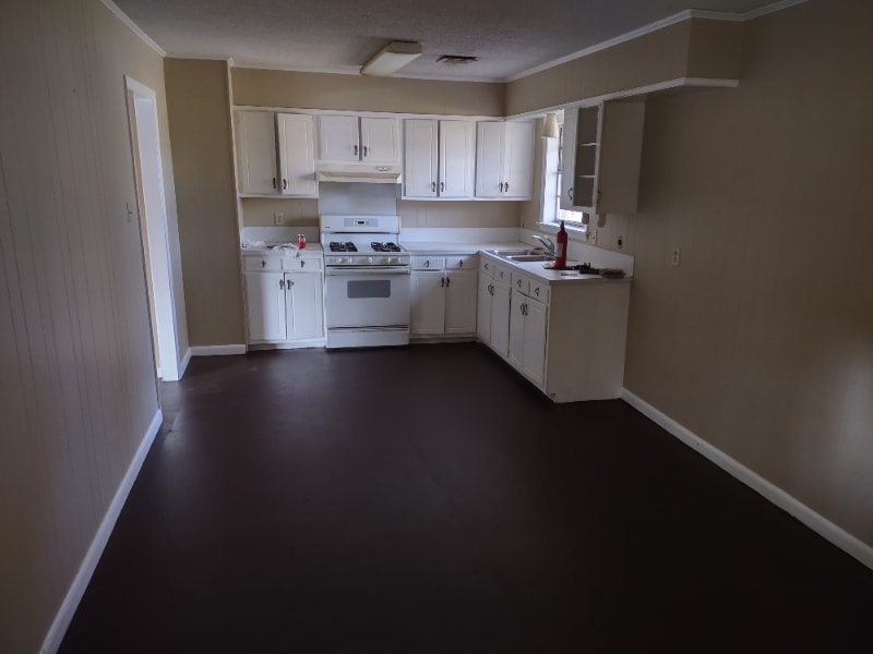 Primary Photo - 306 Holly Ridge Dr
