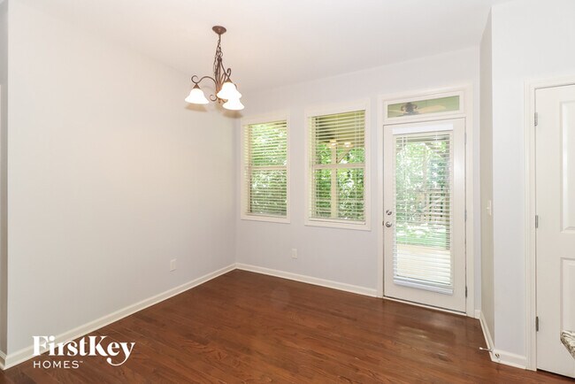 Building Photo - 520 Winder Trail