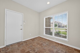 Building Photo - 12246 Claytons Park Ln