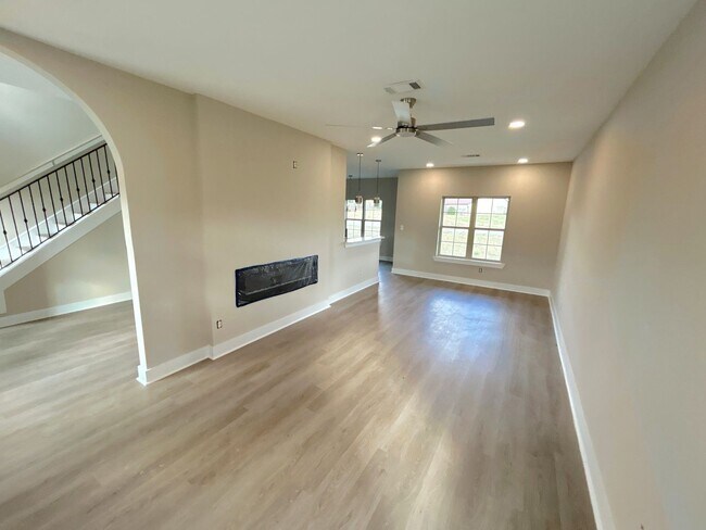 Foto del edificio - 2832 Epping Way Dr