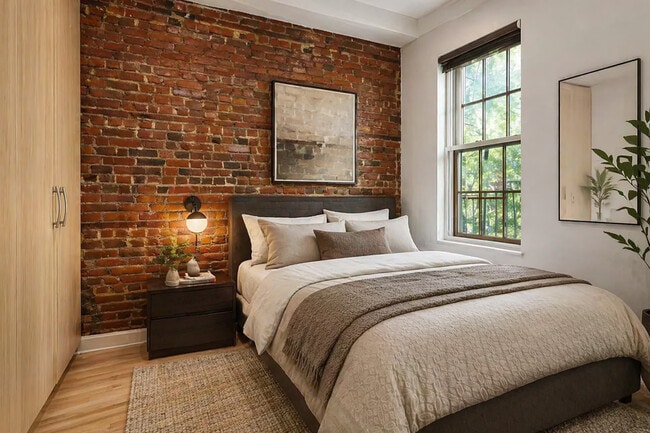 Building Photo - 86 Christopher St