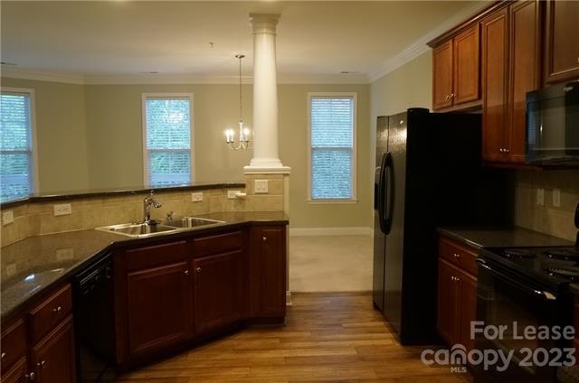 Building Photo - 8659 Edinburgh Square Dr