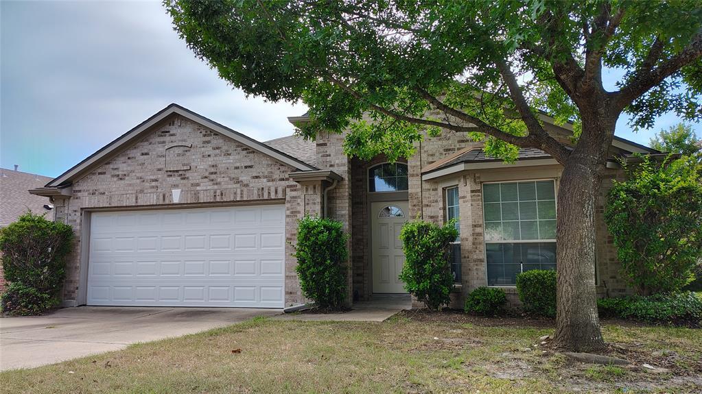 Foto principal - 718 Adler Falls Ln