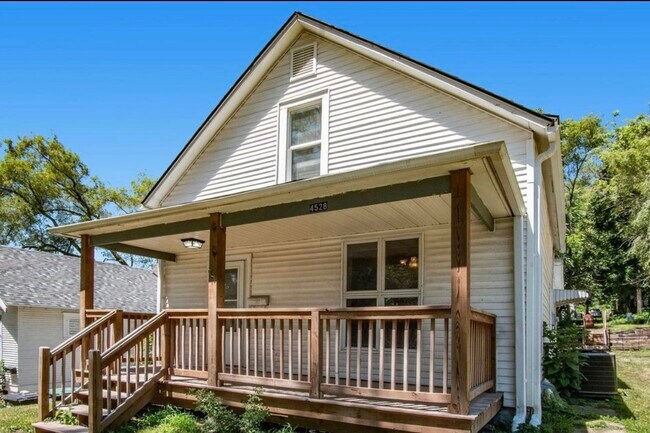Foto del edificio - 4528 Burdette St