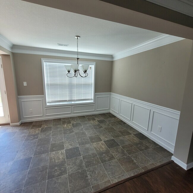 Building Photo - 2723 Honey Hill Rd