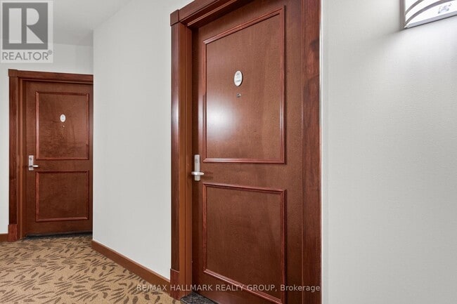 Building Photo - 234 Rideau St