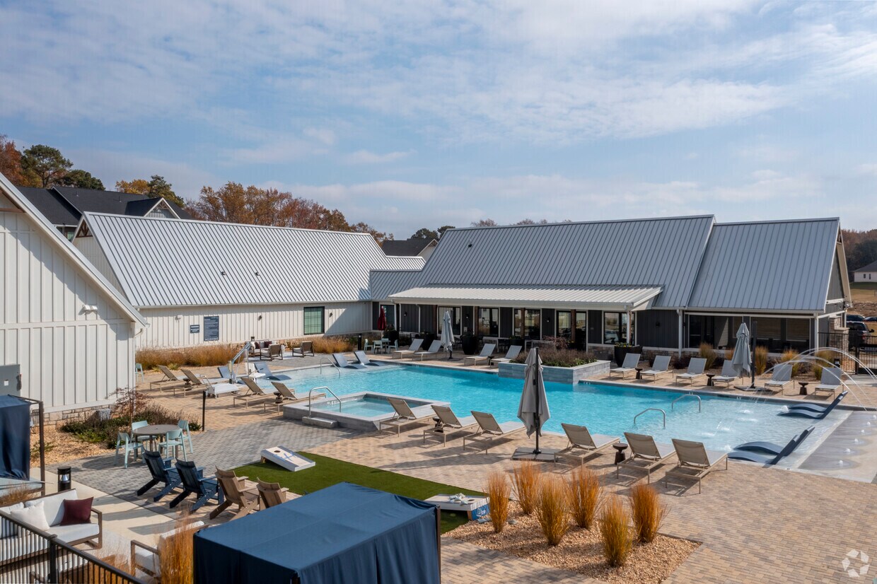 FarmHaus Apartments in Madison, AL