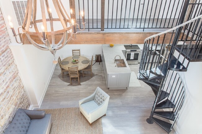 Photo - 19 Princess St Townhome