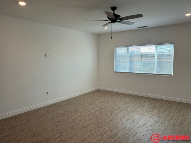 Foto del edificio - Newly Built Home in Gossamer Grove Community!