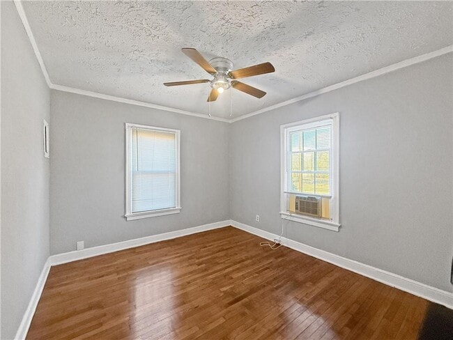 Foto del edificio - 109 Vine St SW