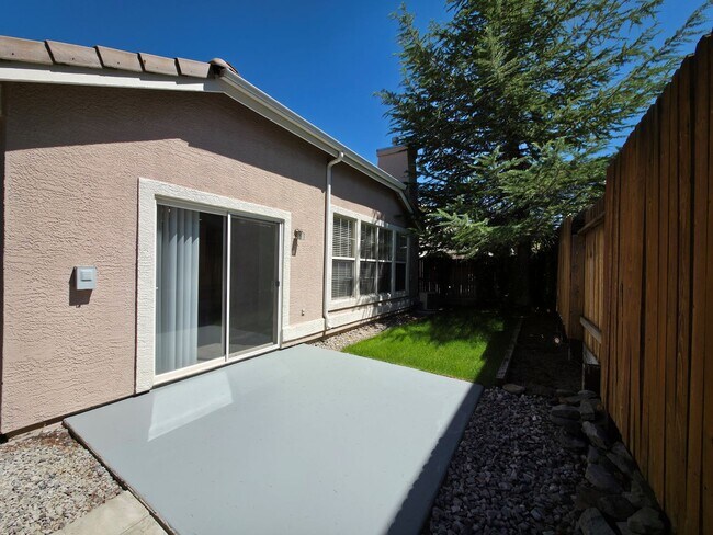Foto del edificio - 2-Bedroom, 2-Bath + Den Single-Family Home...