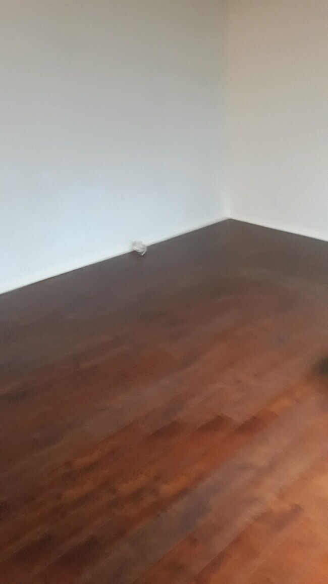 LIVING ROOM - 3840 Overland Ave