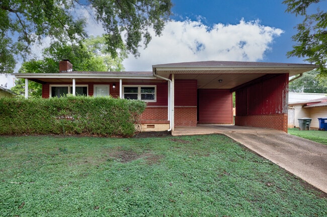 Building Photo - 4210 Toftoy Dr SW