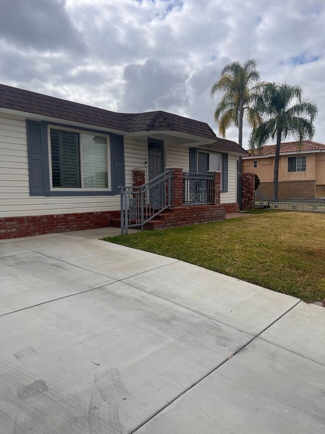 Building Photo - 12202 Colima Rd