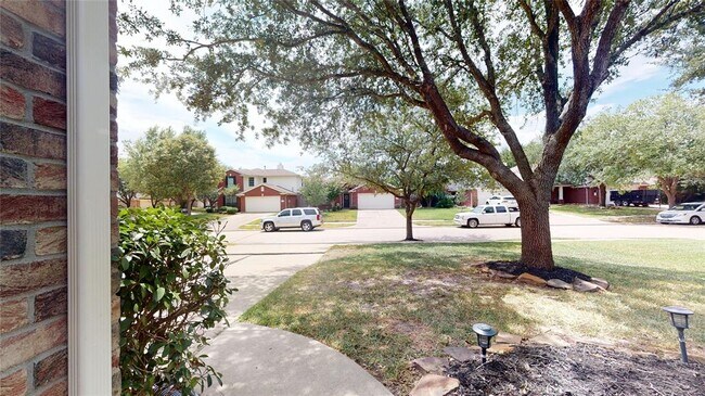Building Photo - 14606 Cypress Cottage Ct