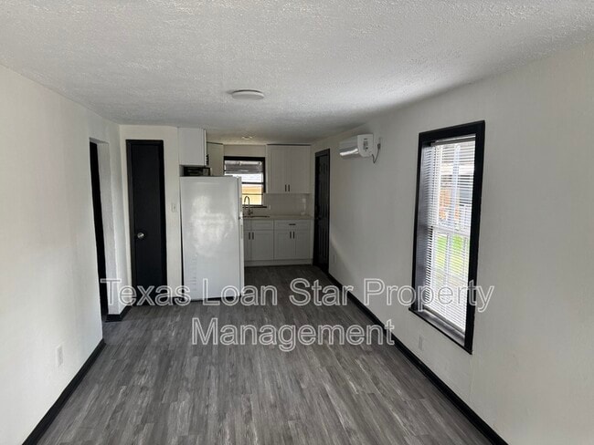 Building Photo - 1506 Luzon St