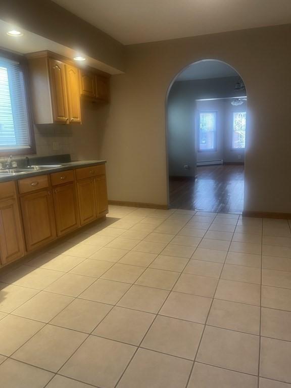 Building Photo - 4 bedroom in New Bedford MA 02744