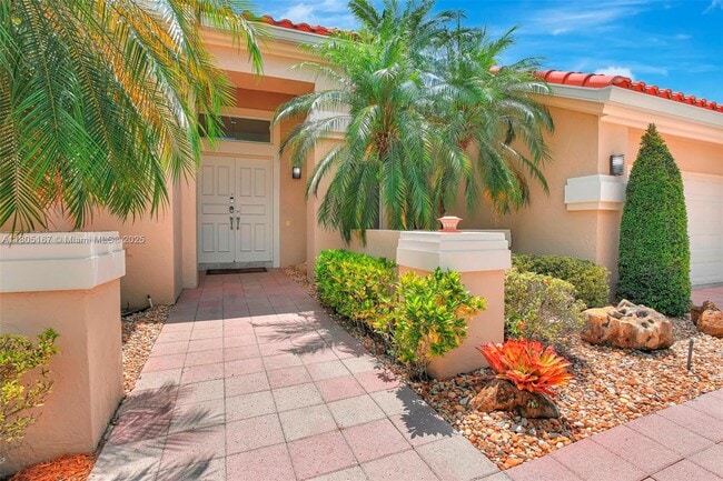 Building Photo - 2651 Oakmont Dr