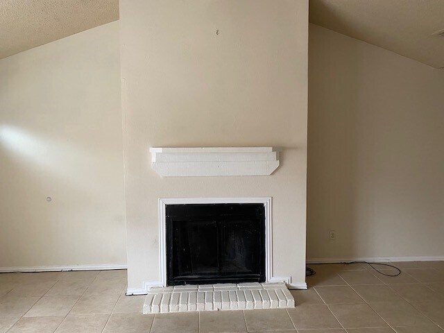 Foto del edificio - 2142 Greenbriar Colony Dr