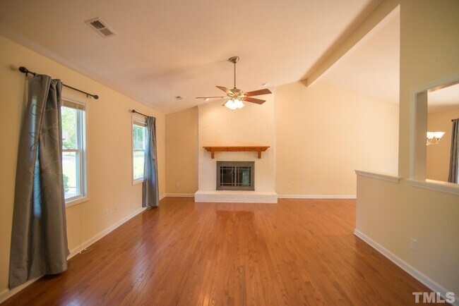 Building Photo - 709 Coventry Ct