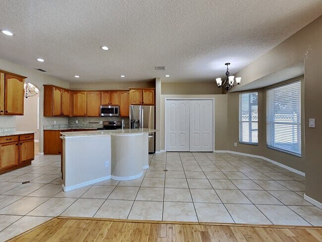 Building Photo - 1538 Amaryllis Cir