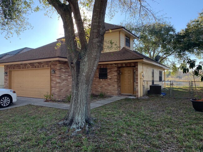 Foto del edificio - 3807 Long Grove Ln