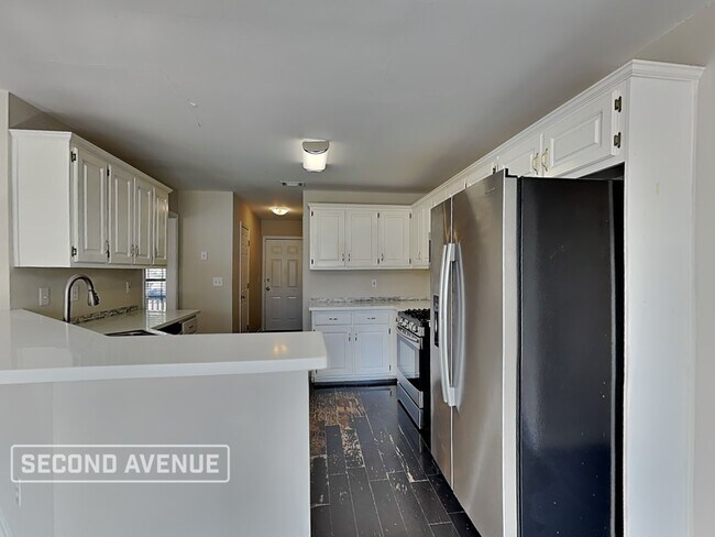 Foto del edificio - 1008 Maria Dr