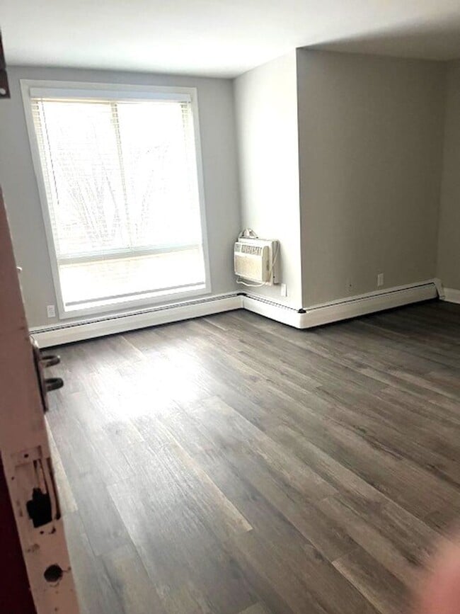 Foto del edificio - 4317 Kansas Ave NW